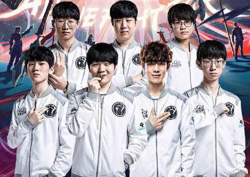 他在场上的 他在场上的