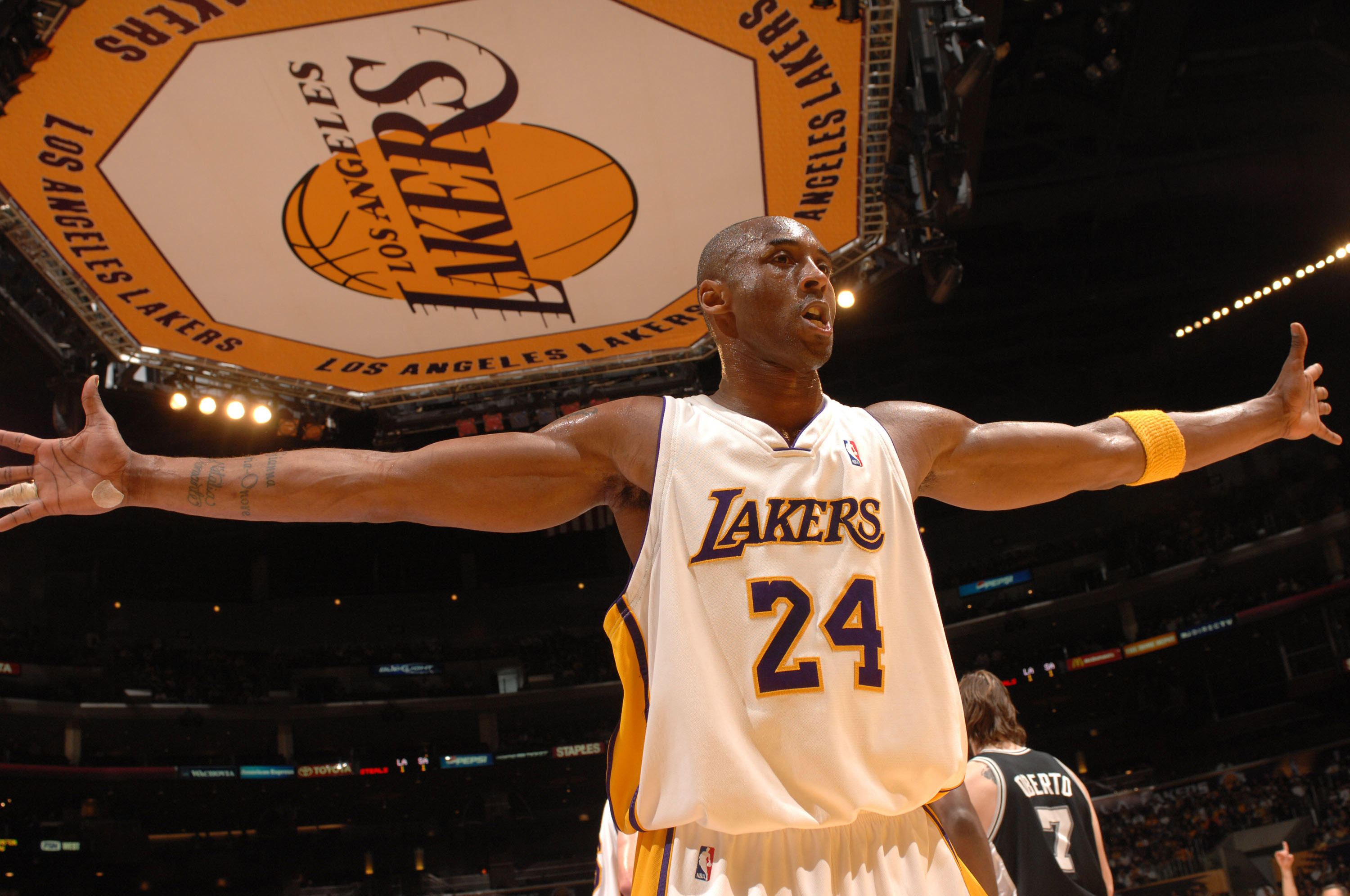 在现代足球 在现代足球