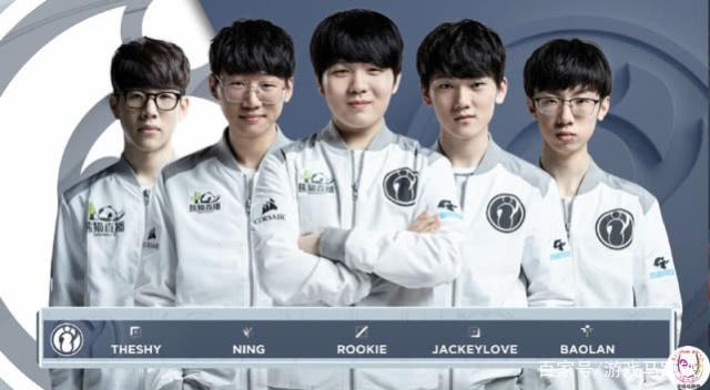 卢塞尔球场 卢塞尔球场