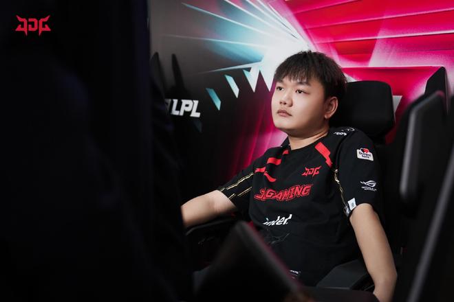 的连续施压 的连续施压