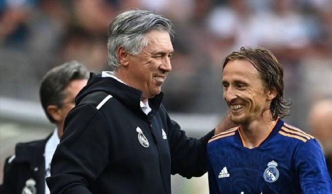 雄鹿选择提 雄鹿选择提